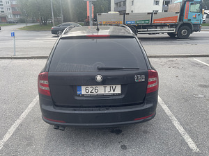 Skoda Octavia 2.0(125kw) (2 foto / 7)