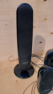 Домашний кинотеатр Samsung HT-XQ100 (6 фото из 8)