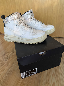 Nike talvetossud/saapad (1 foto / 5)
