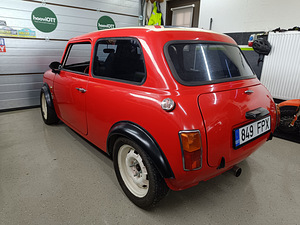 Klassikaline Mini 1.4 Opel mootoriga (4 foto / 6)