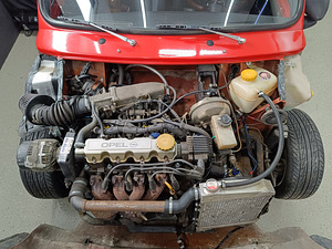 Klassikaline Mini 1.4 Opel mootoriga (5 foto / 6)