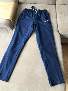 Nike dry dress (2 foto / 3)