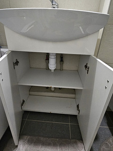 VALAMUKAPP + VALAMU+ vannitoakapp peegliga (4 foto / 6)