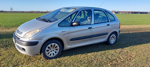 Citroen Xsara Picasso (2 foto / 8)