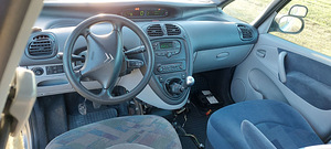 Citroen Xsara Picasso (4 foto / 8)