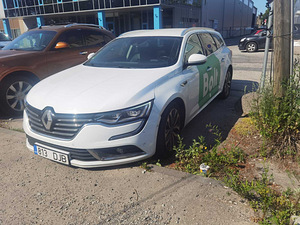 прокат автомобилей (3 фото из 6)