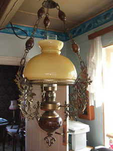 Большая люстра (1 фото из 3)