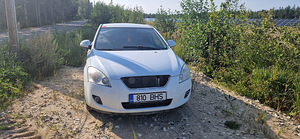 Kia Ceed на запчасти (4 фото из 4)