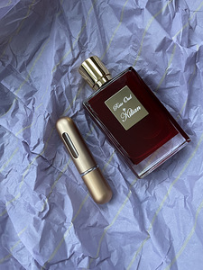 Kilian Rose Oud (1 foto / 1)