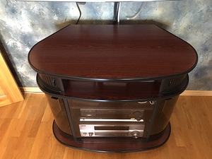 TV aluskapp, kapp seadmete jaoks (2 foto / 3)