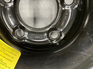 Peugeot uus 16" varuratas Pirelli P6 rehviga 205/60R16 (3 foto / 5)