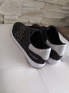 Guess обувь 37 (2 фото из 3)