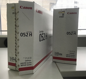 Canon 052 H Black tooner (2 foto / 2)