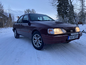 Ford Sierra 2.0i (3 foto / 8)