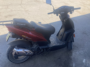 Kymco 4Т (2 фото из 4)