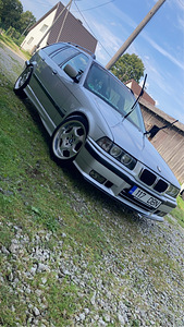 BMW 318i M (4 foto / 9)