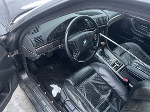 BMW 725TDS (4 фото из 6)