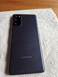 M: Samsung S20FE 128 gb (1 foto / 2)