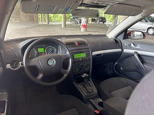 Продам Škoda Octavia 1.9 TDI DSG 2007 г. (6 фото из 6)