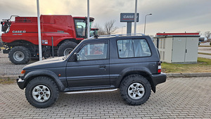 MITSUBISHI PAJERO 3 DOOR MKII (1 foto / 7)