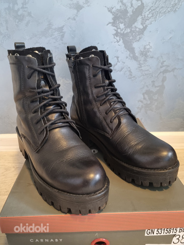 Nahast saapad Chester Carnaby, suurus 38