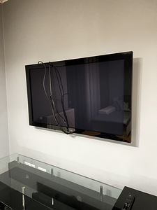 Продам телевизор - Pioneer Kuro PDP-LX5090 (1 фото из 4)