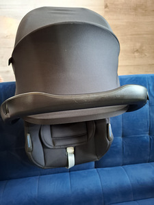 MAXI COSI turvahäll CABRIOFIX i-Size+FamilyFix ISOFIX aluseg (4 foto / 5)