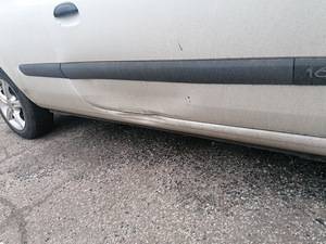 Renault Clio 2003г (7 фото из 7)