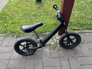 Laste tõuke jalgratas (2 foto / 3)