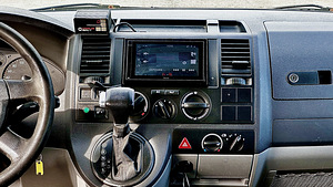 Volkswagen Transporter Combi L1H1 2.5 R5 128 кВт (5 фото из 14)