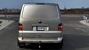 Volkswagen Transporter Combi L1H1 2.5 R5 128 кВт (11 фото из 14)