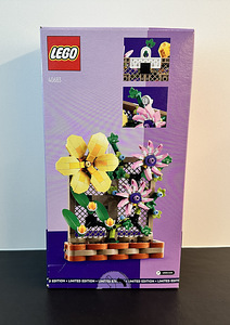 Lego Flower Trellis Display 40683