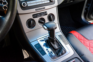 Volkswagen Passat 2.0 110kW (3 foto / 10)