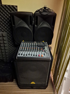Behringer PA Set (1 фото из 4)