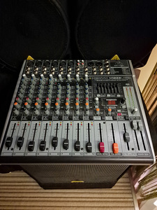 Behringer PA Set (2 фото из 4)