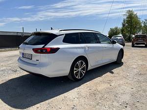 Opel Insignia Sports Tourer Exclusive 2.0 TDi 125kw (4 foto / 15)
