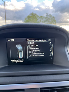 Volvo v70 Summum D4 My2015 (10 foto / 15)