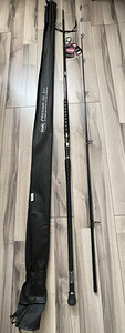 PENN Prevail III LE Bass Cast spinning (2 foto / 2)