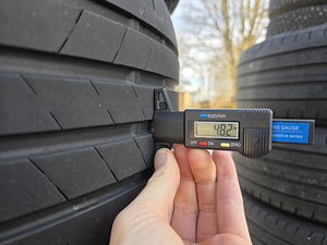 Bridgestone Turanza T005 2x 245/40R19 ja 2x 275/35R19 (4 foto / 4)