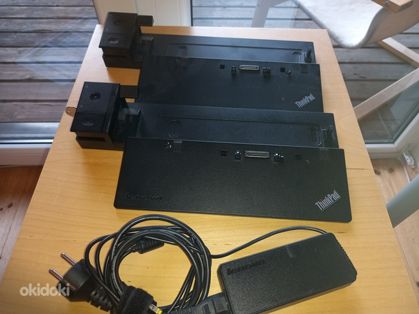 Док-станция Lenovo ThinkPad Ultra Dock 40A2, зарядный адаптер 90 Вт (фото #1)