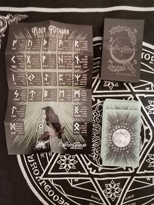 The witch's familiar runic oracle