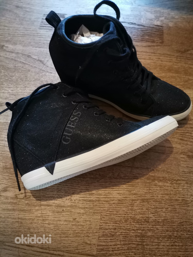 Kingad Guess suurus 40 /41