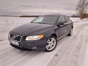 М: Volvo s80 2.4 151kw D5 Summum 2011a