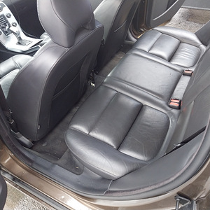 M: Volvo v70 2.0 100kw D3 momentum (7 foto / 14)