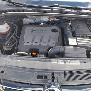 M: Vw Sharan Higland 2.0 125kw (14 foto / 14)