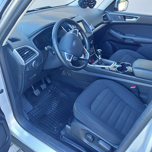 M: Ford galaxy 2.0 110kw 2016a (8 foto / 14)