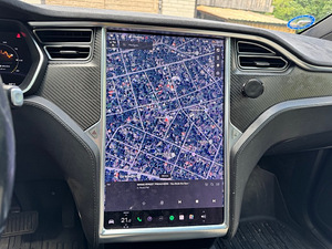 2016 Tesla Model X90D (11 фото из 13)