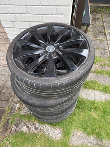 2017 Tesla Model S75D (10 foto / 11)
