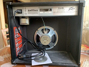 Kitarrivõimendi Peavey (2 foto / 2)