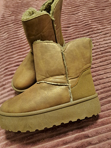 Naiste ugg saapad (2 foto / 2)
